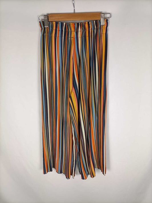 BERSHKA .Pantalón culotte rayas T.s