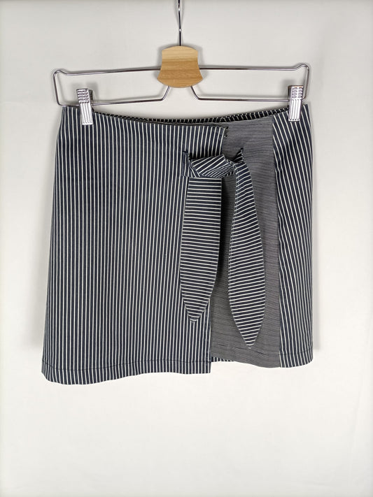 STRADIVARIUS. Falda rayas T.s