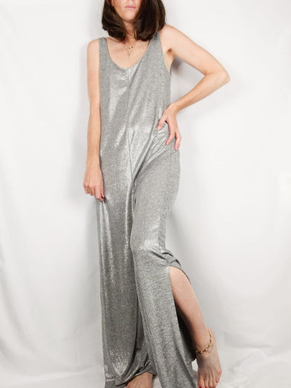 ZARA. Mono largo plateado T.xs