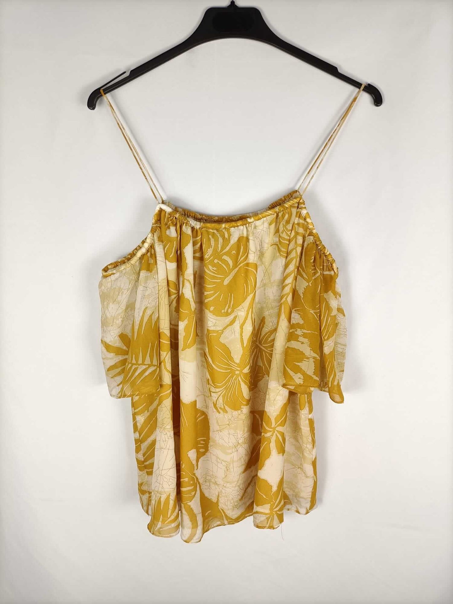 MANGO.Blusa estampado hojas T.s