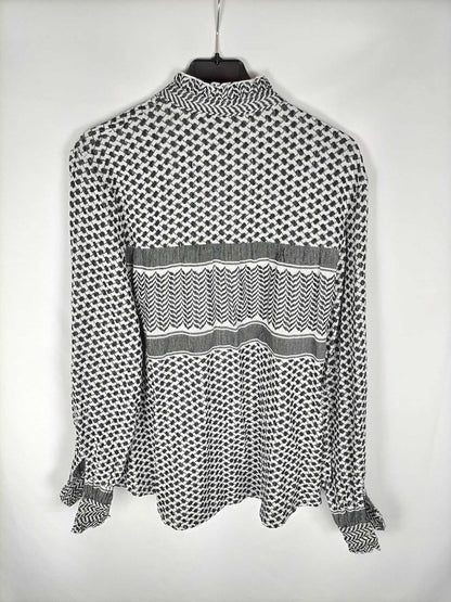 ROUGH STUDIOS.Ts printed black shirt