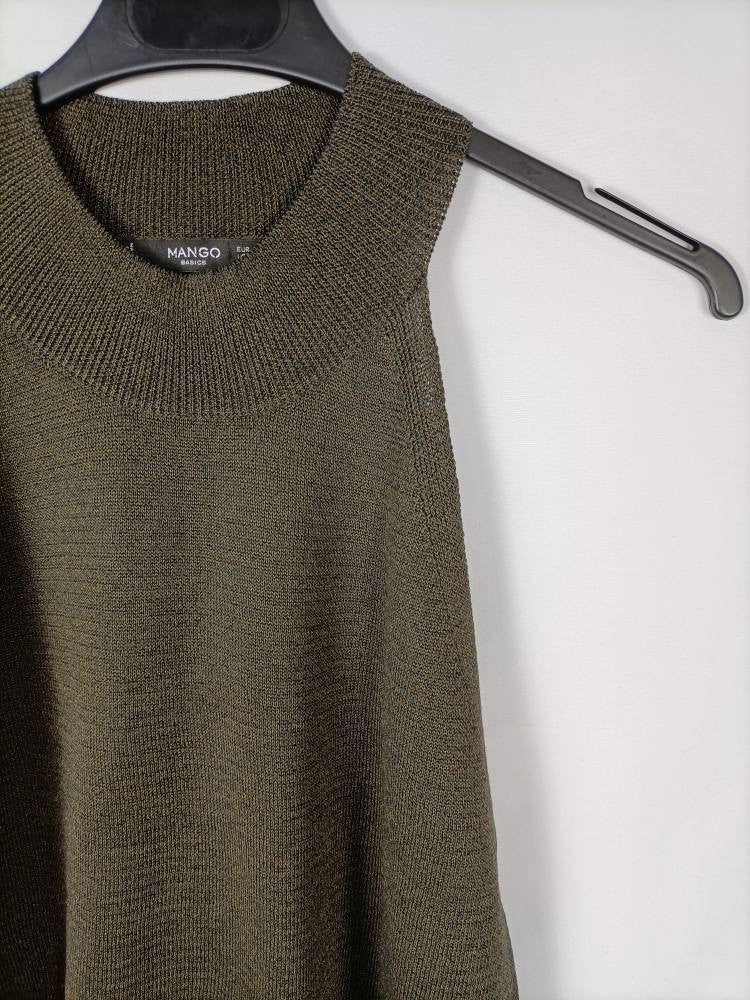 MANGO. Top verde punto T.m
