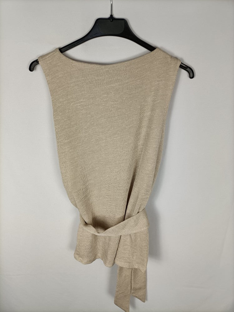 MANGO. Top beige lazada T.m/l