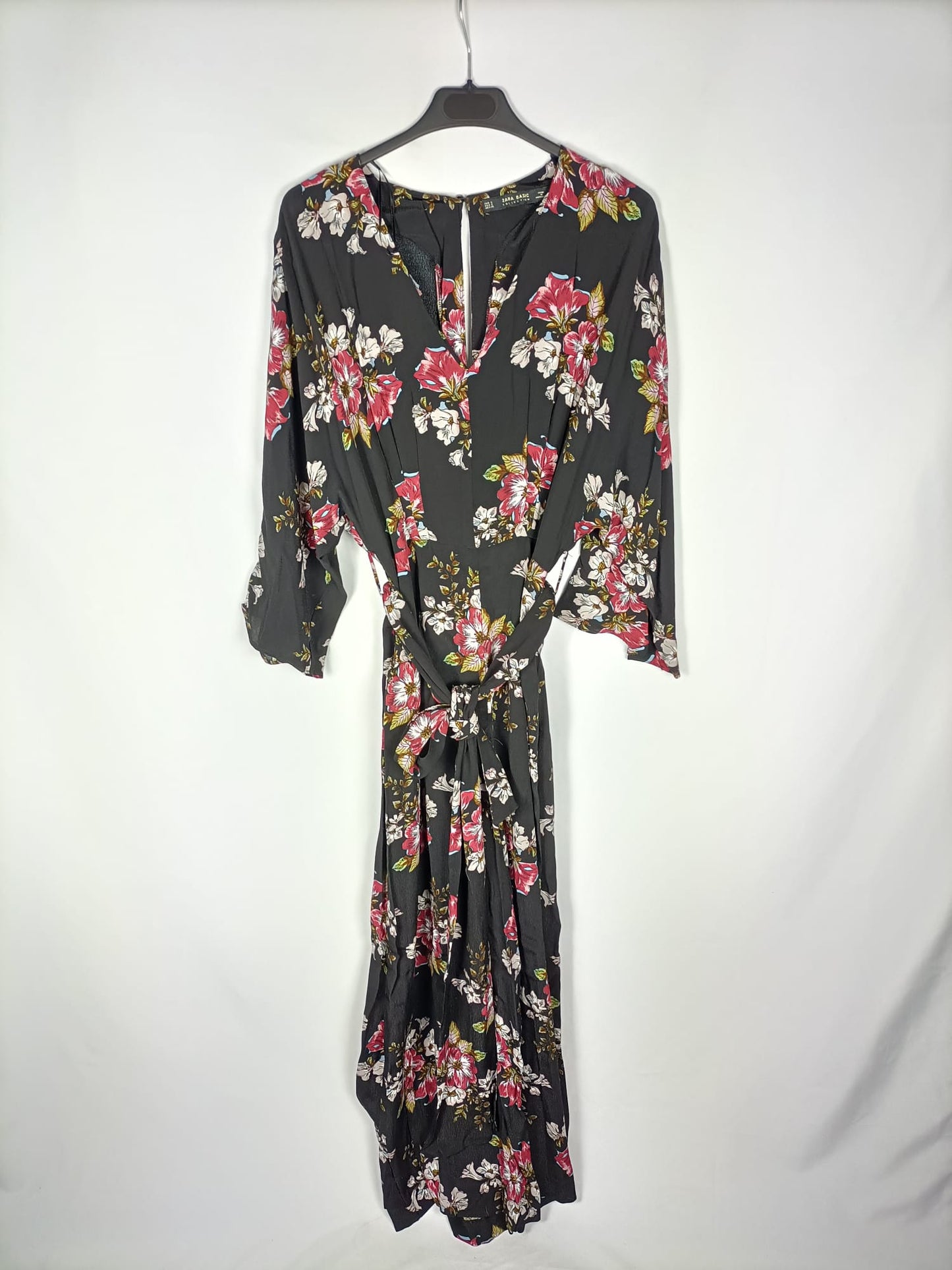 ZARA.Mono negro flores T.s