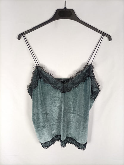 BERSHKA.Top lencero verde agua T.m