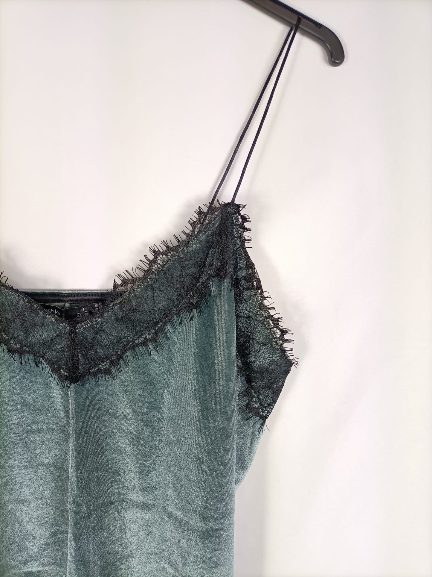 BERSHKA.Top lencero verde agua T.m