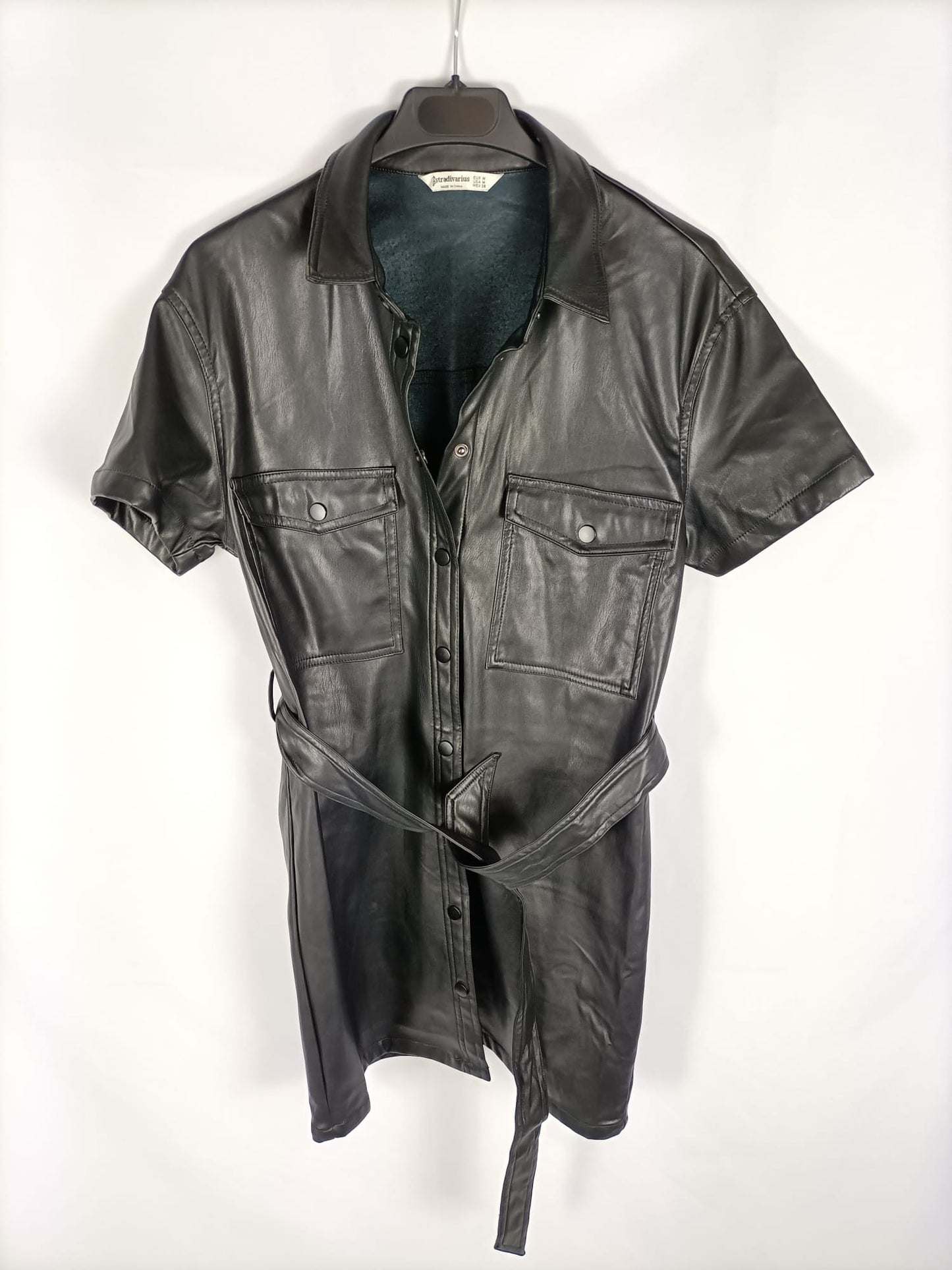 STRADIVARIUS.Vestido polipiel t.m