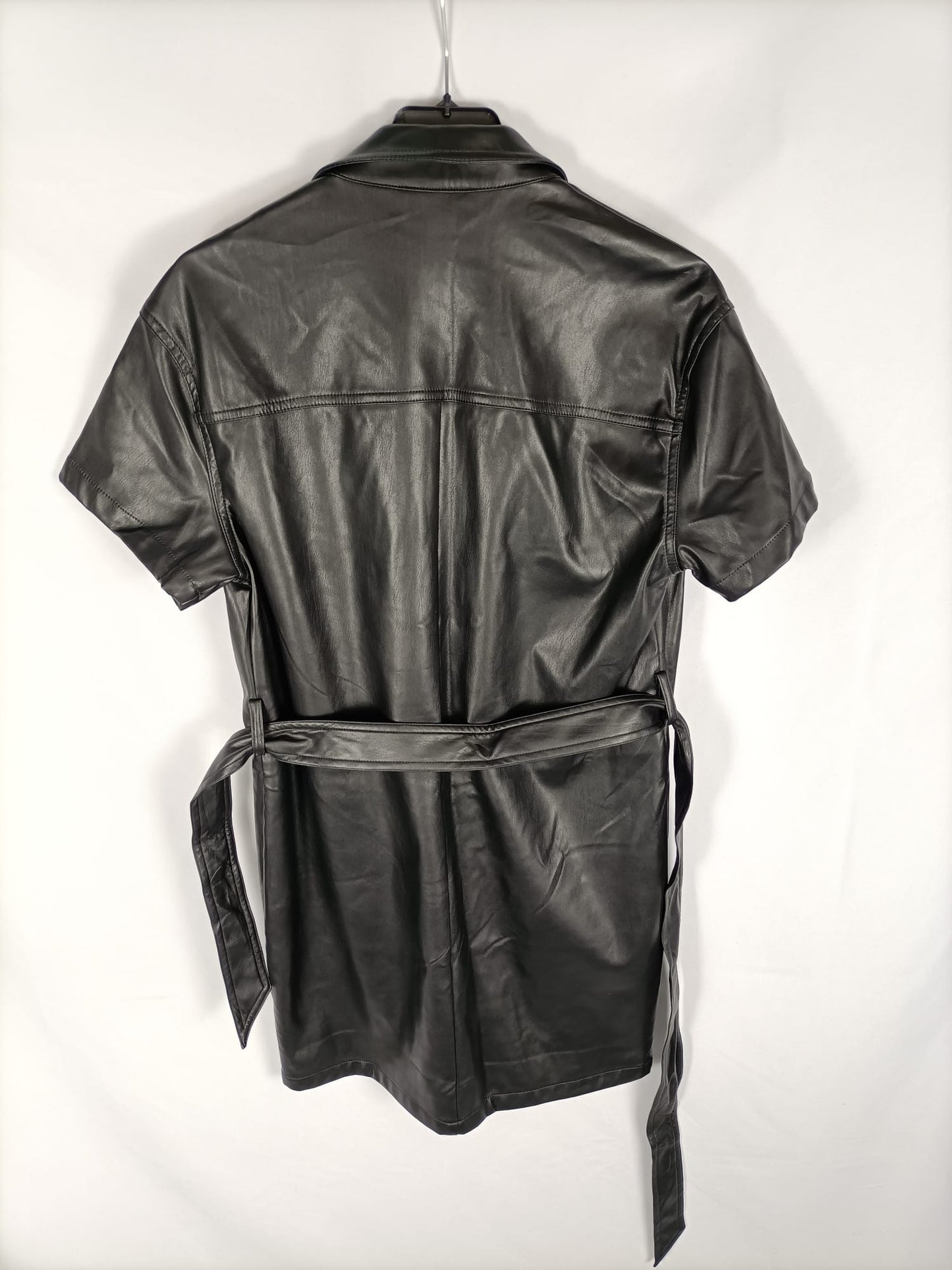 STRADIVARIUS.Vestido polipiel t.m