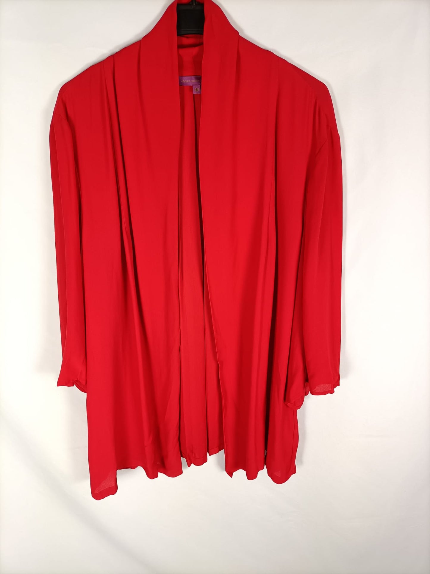 ADOLFO DOMÍNGUEZ.Blazer fluida roja T.48