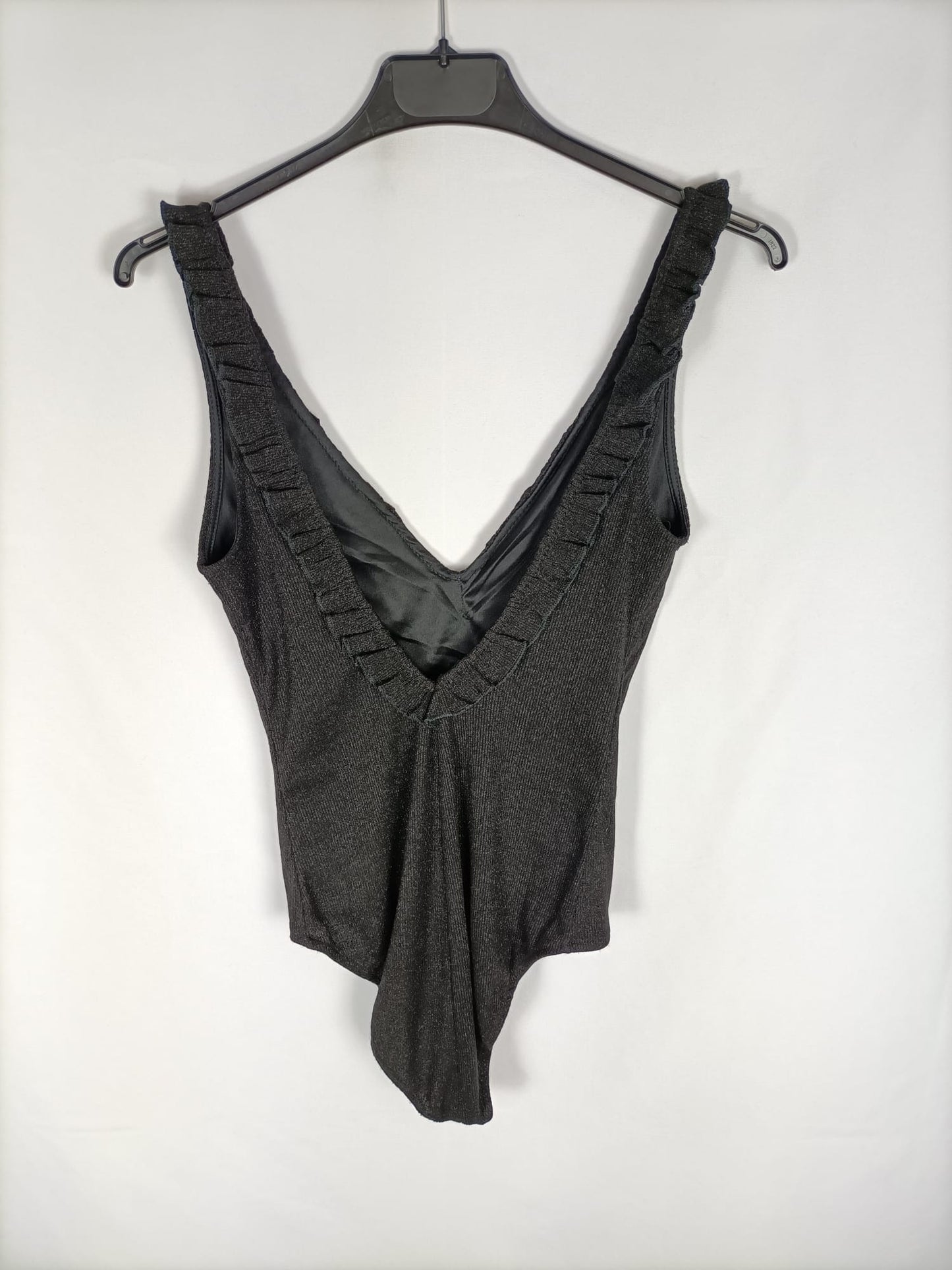 BERSHKA. Body negro purpurina T.m