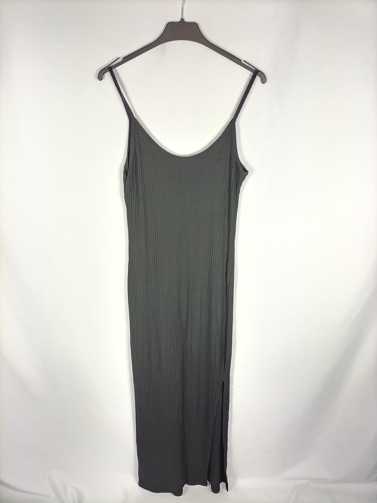 OTRAS. Vestido largo negro canalé T.s/m