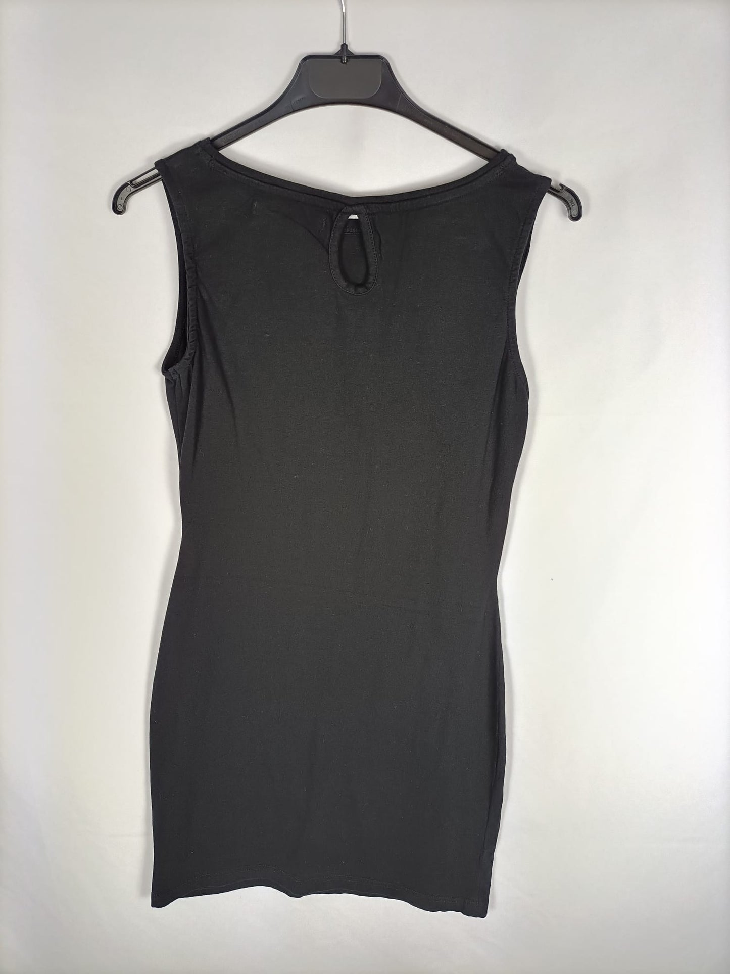 VENCA. Vestido corto negro T.m