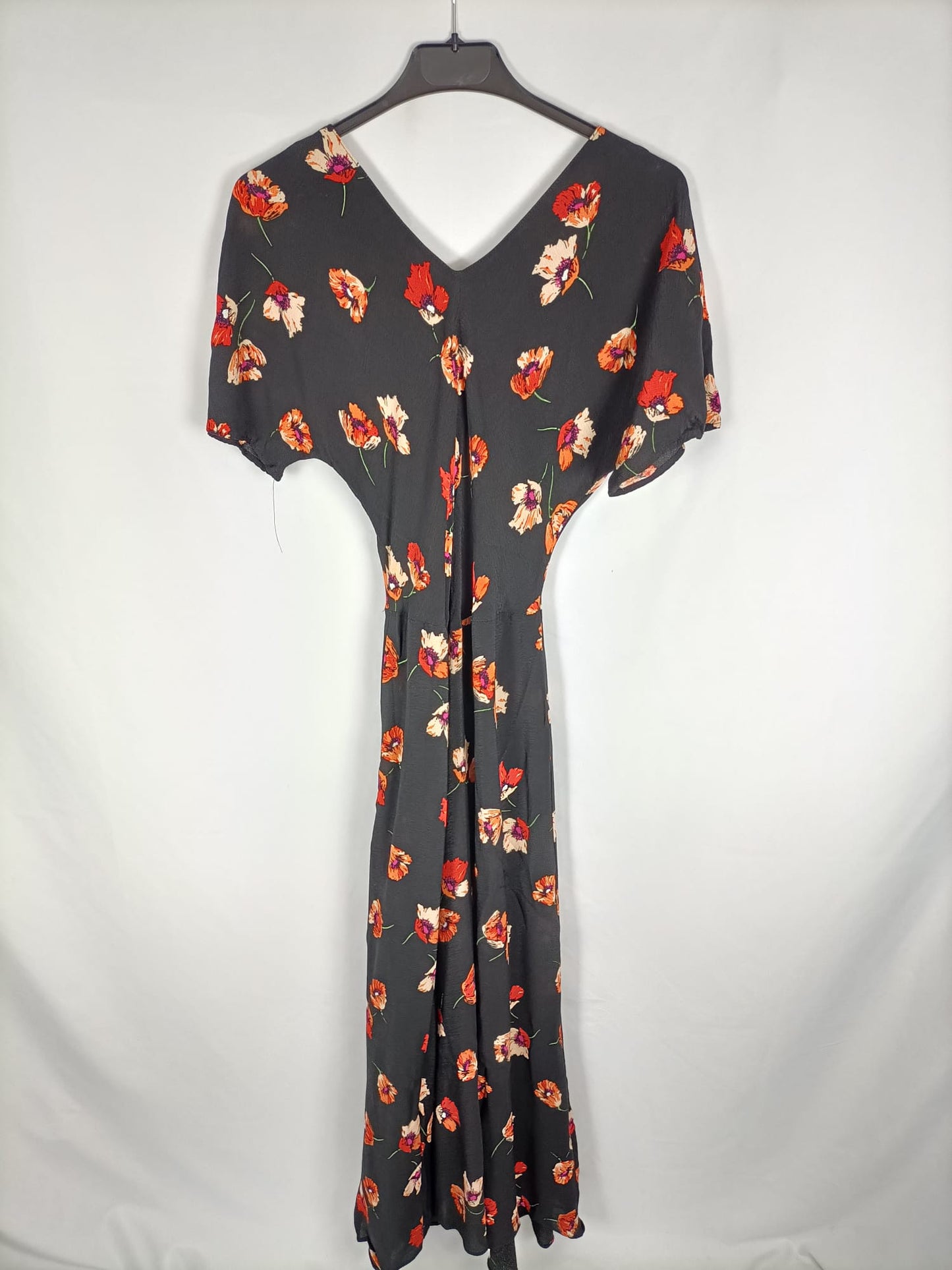 ZARA. Vestido negro flores T.s