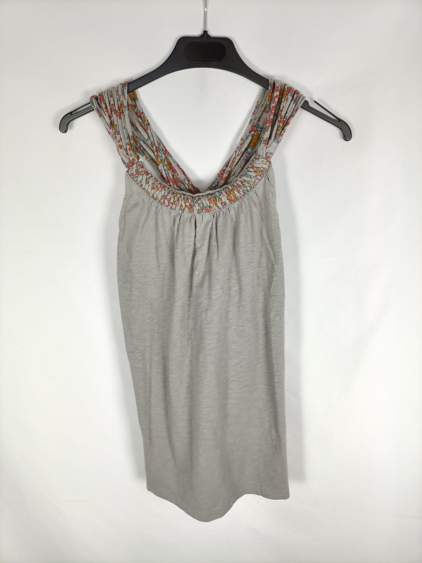 ZARA. Top escote cuerdas T.m