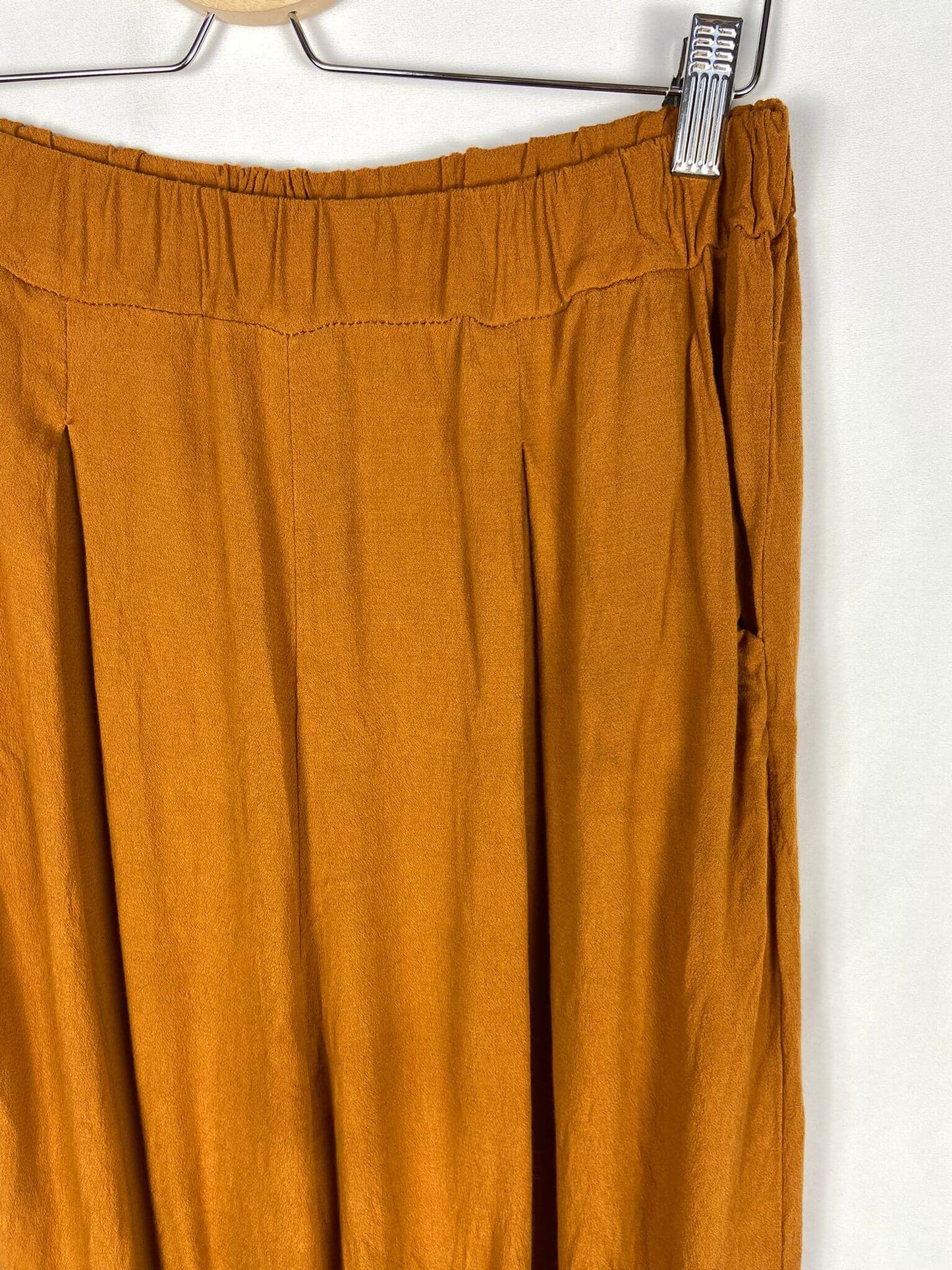 OKEYSI.Culottes mostaza T.L