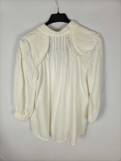 WEST LOVE STORY. Blusa beige bordada T.s