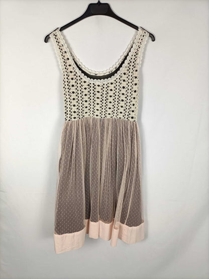 POUPEE CHIC. Vestido croché y tull T.38