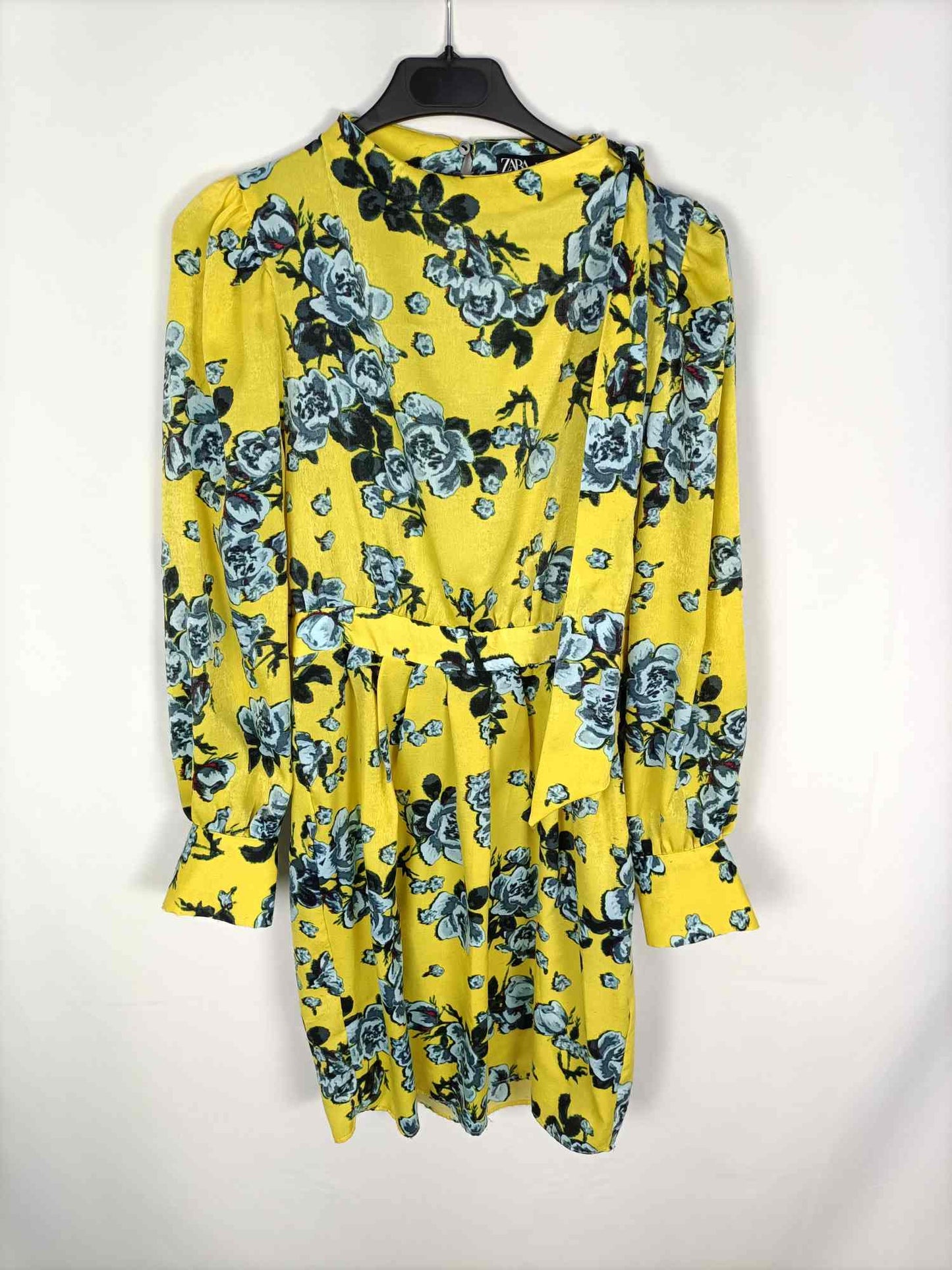 ZARA.Vestido amarillo flores T.xs