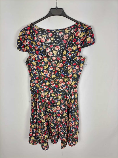 S&W.Vestido corto flores T.s