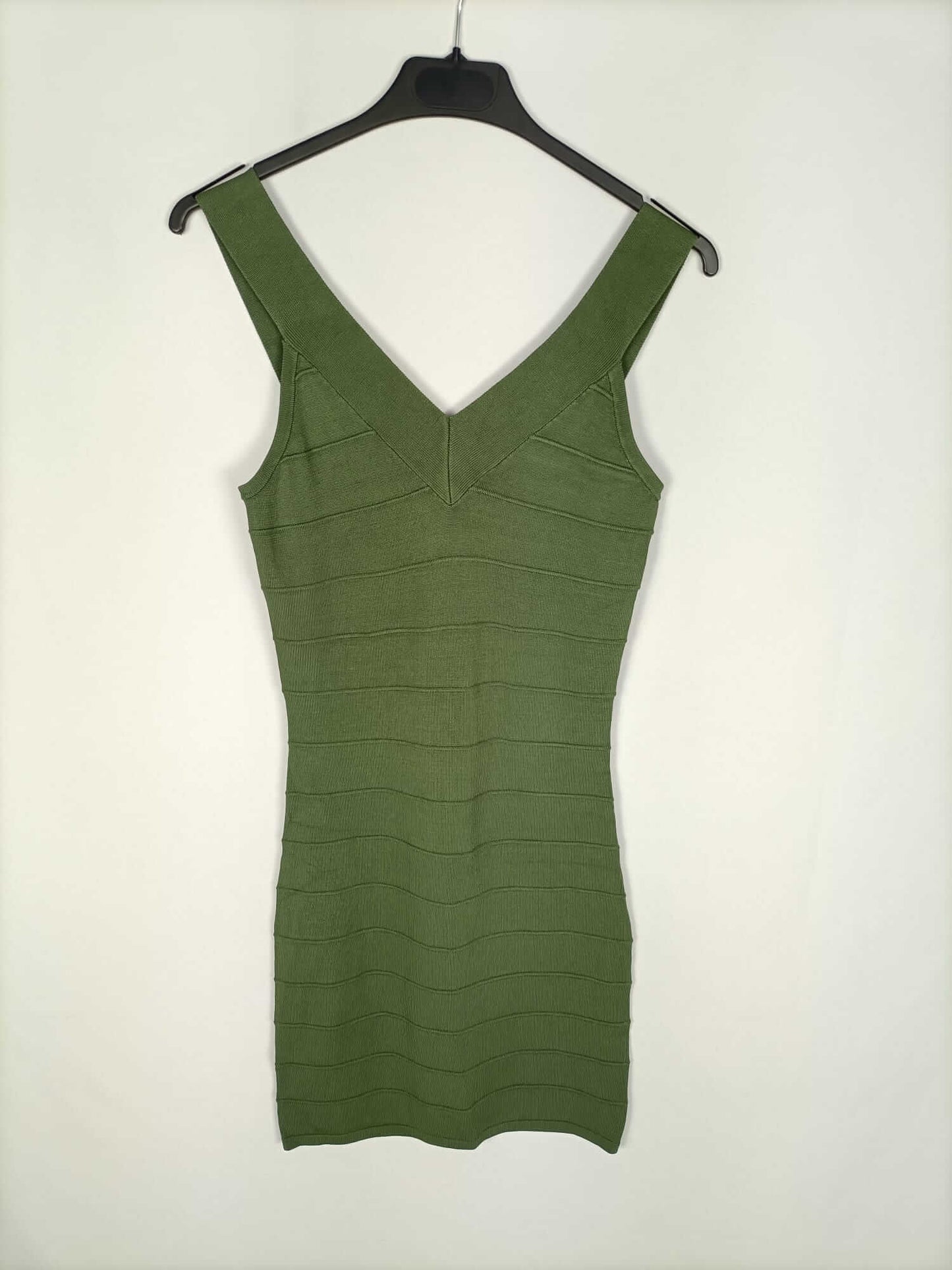 BLANCO.Vestido punto verde T.s