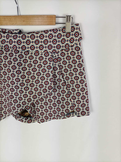 ZARA. Printed Ts trouser skirt