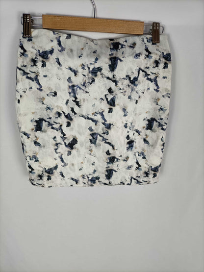 ZARA.Falda neopreno T.s