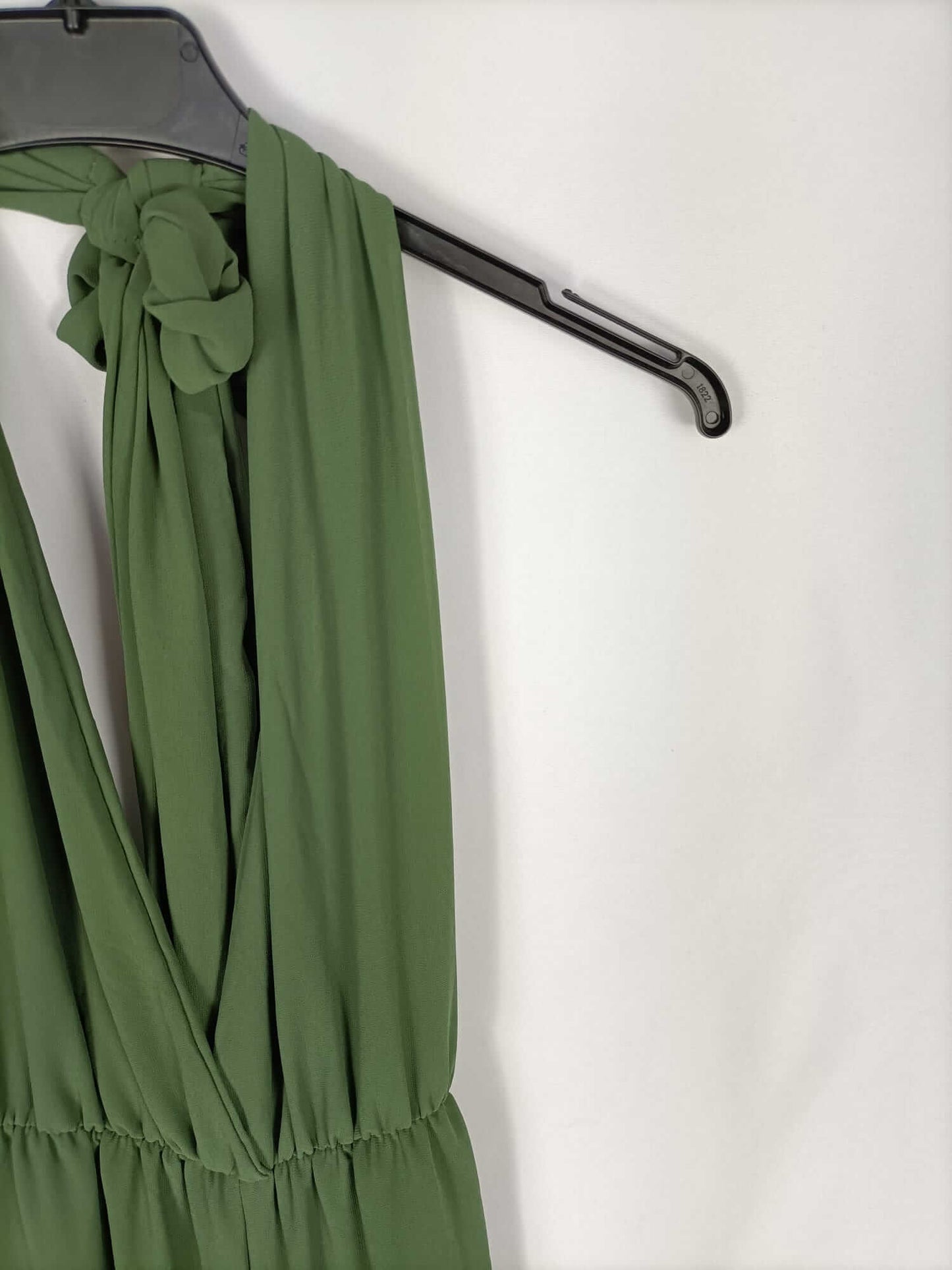 OTRAS.Mono verde escote amplio T.s/m