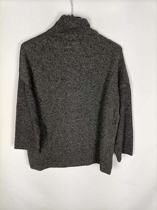 STRADIVARIUS. Grey heathered Ts sweater