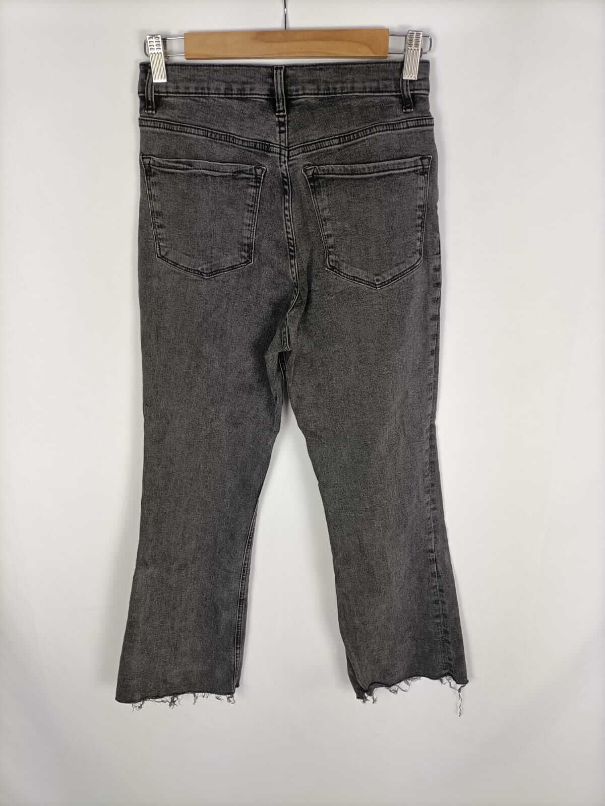 MANGO.Pantalón denim gris T.36