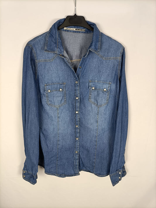 STRADIVARIUS.Camisa denim fina T.L