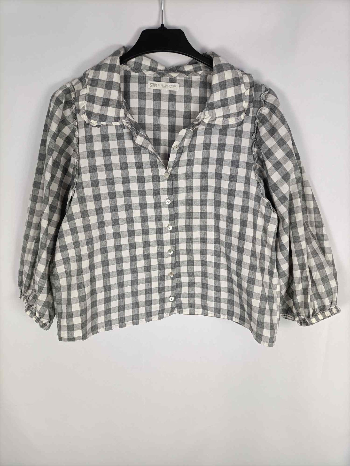STRADIVARIUS.Gingham check shirt Tm