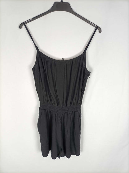 H&M.Mono corto negro T.36