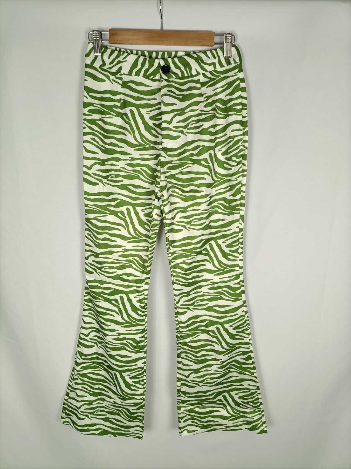 SHEIN.Pantalón campana cebra T.s