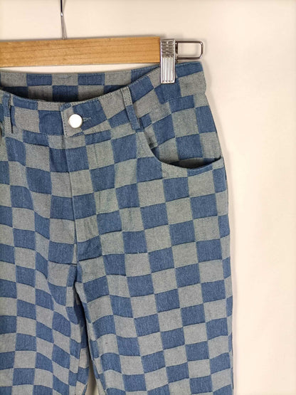 SHEIN.Pantalón denim cuadros T.s