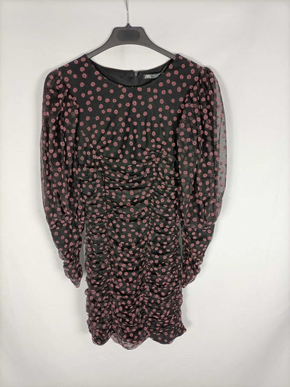 ZARA.Vestido negro rejlla T.m