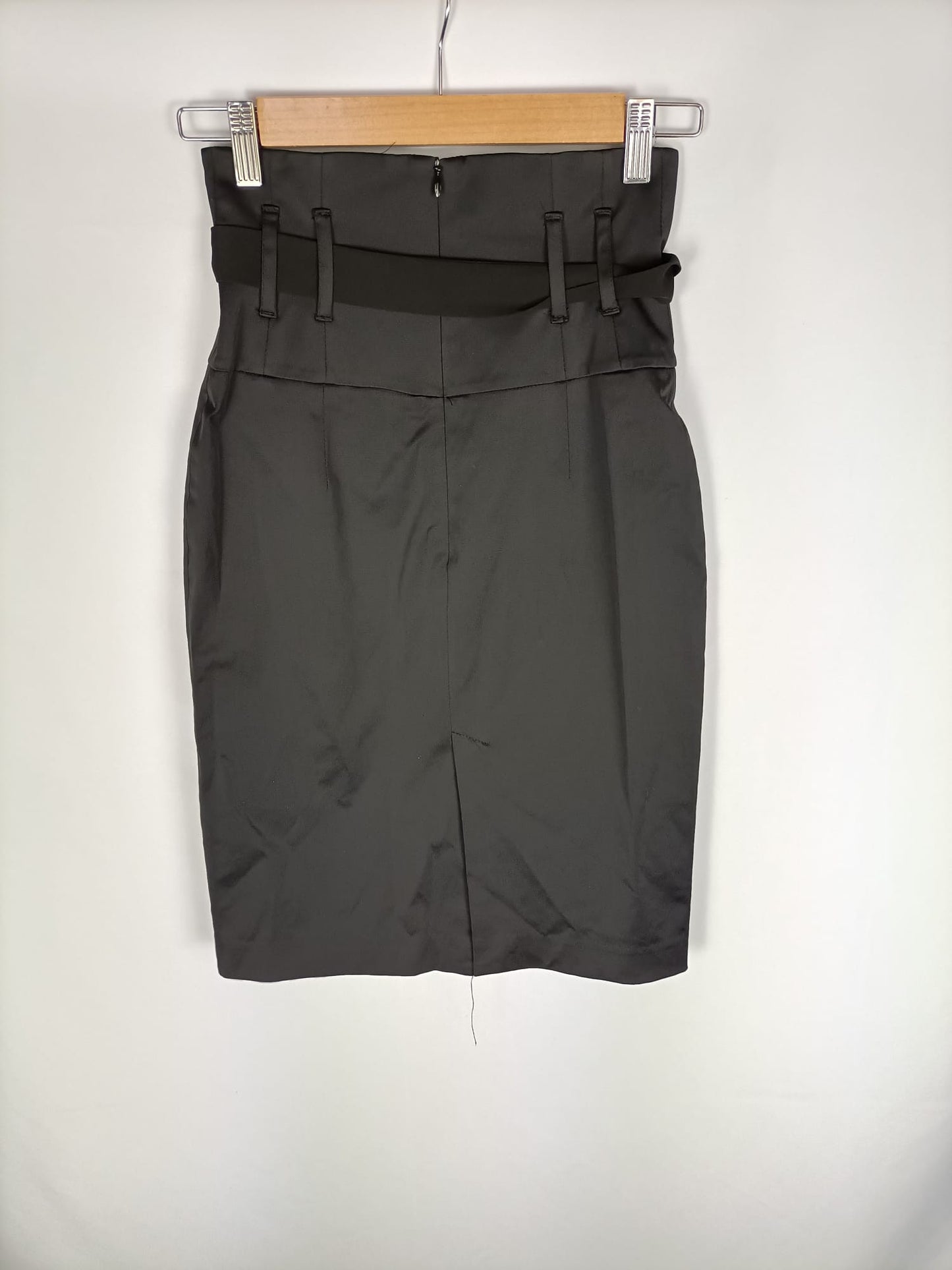 MANGO. Falda tubo T.34