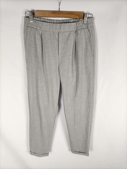 BERSHKA.Pantalones rayas gris y blanco T.m