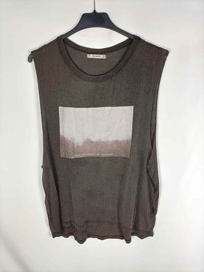 PULL& BEAR.Camiseta efecto desgastado T.s