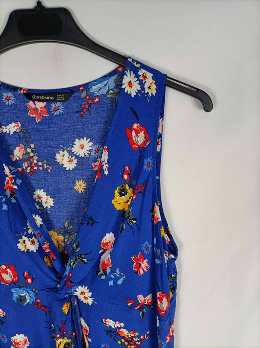 STRADIVARIUS.Top azulón flores T.s