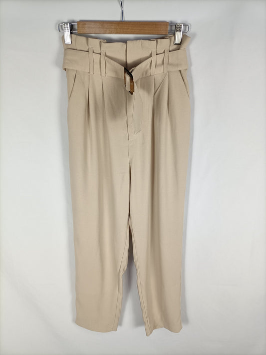 STRADIVARIUS.Pantalones fluido beige T.36