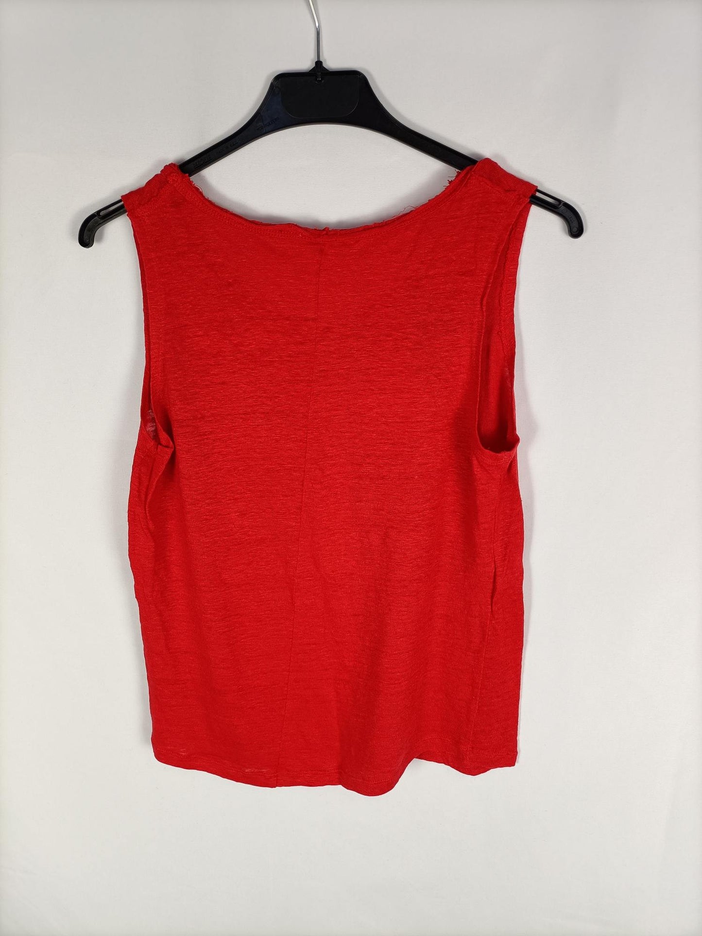 ZARA.Camiseta roja T.s