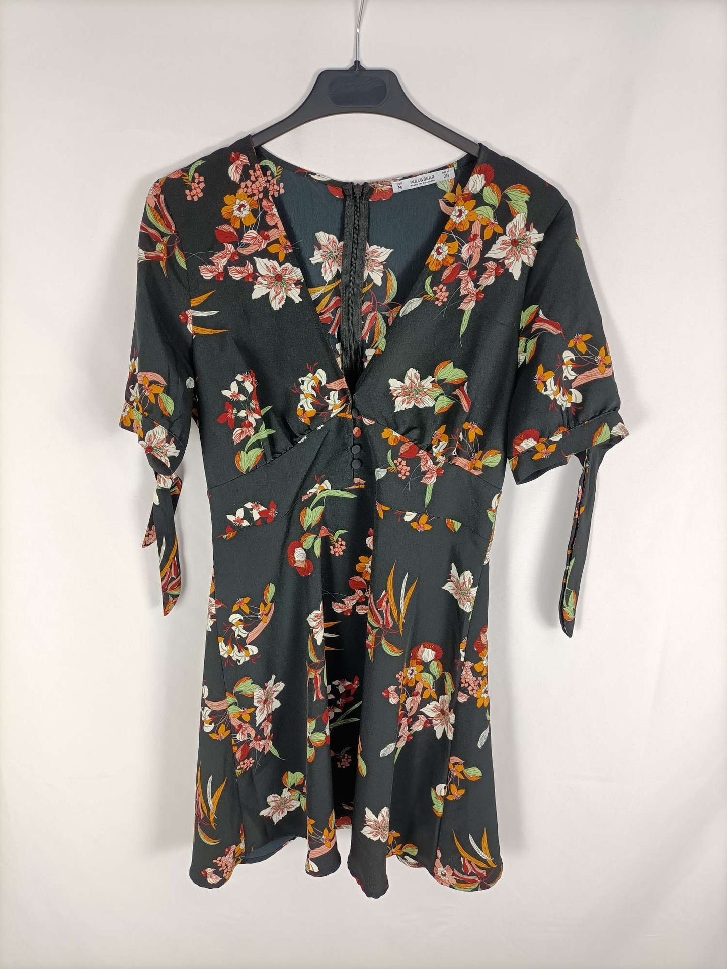 PULL&BEAR.Vestido negro corto T.m