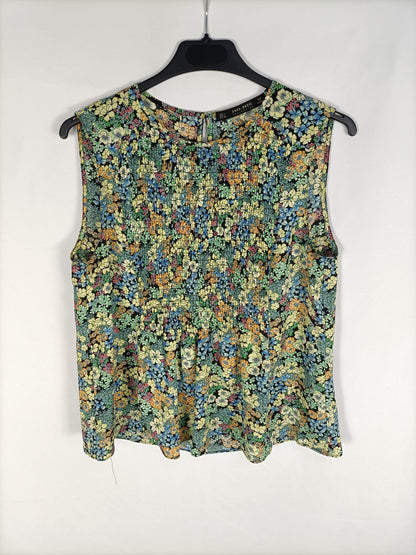 ZARA.Blusa flores sin mangas T.s