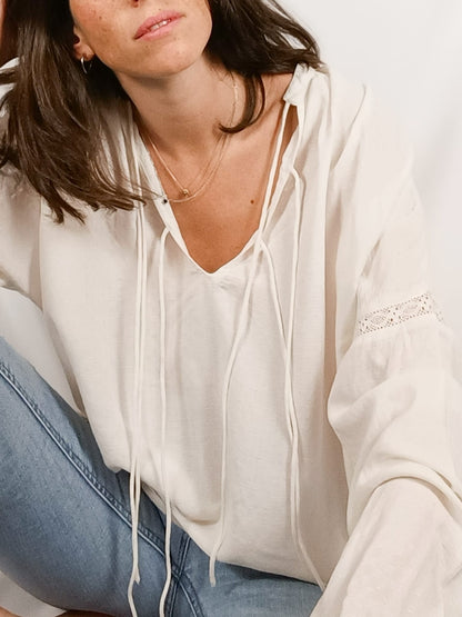 White blouse details Ts/m