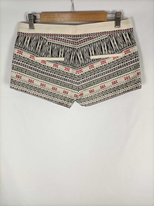 PULL&BEAR.Shorts étnicos T.38