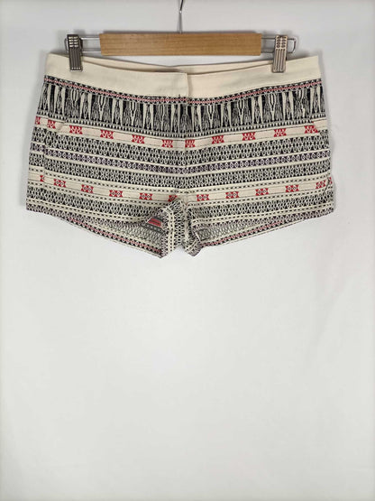 PULL&BEAR.Shorts étnicos T.38