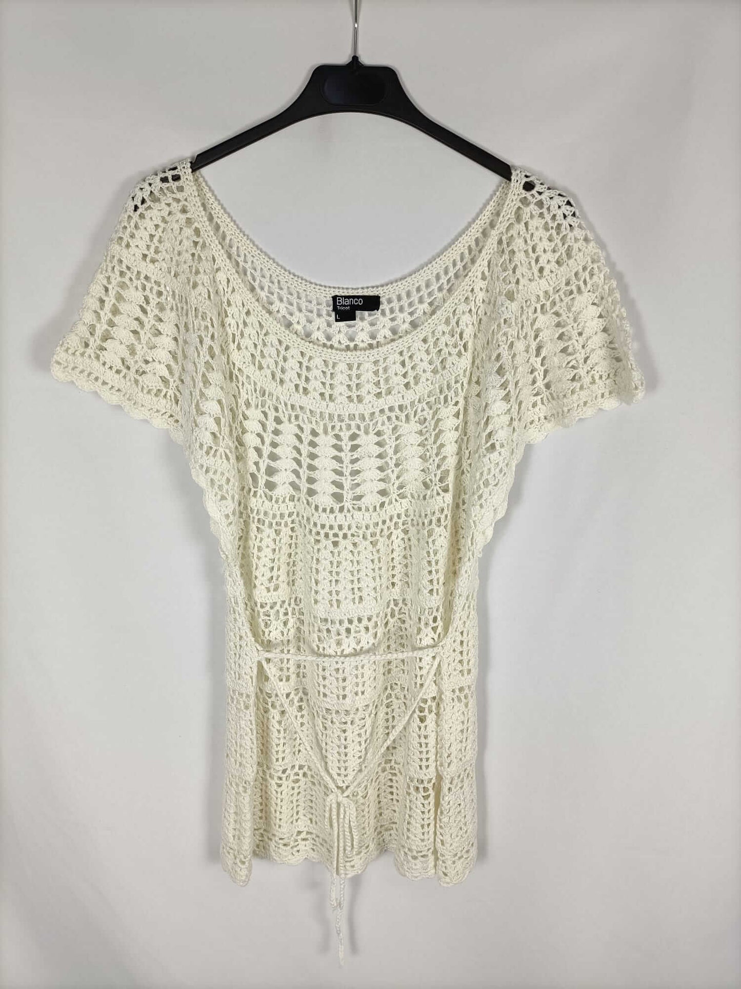 BLANCO.Top blanco croché T.L