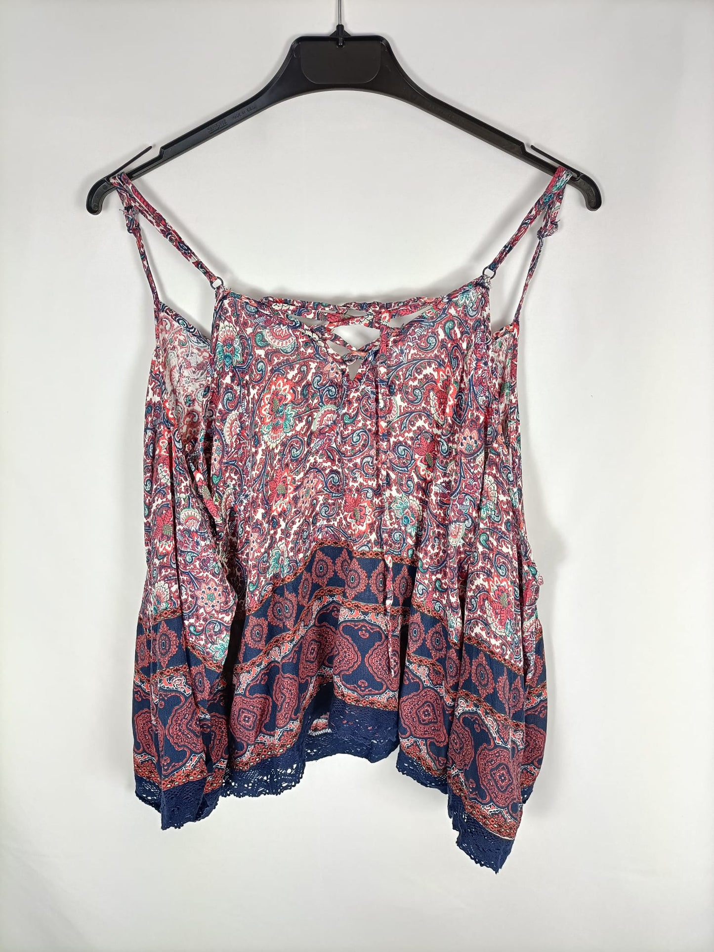 BERSHKA.Top estampado amebas T.m