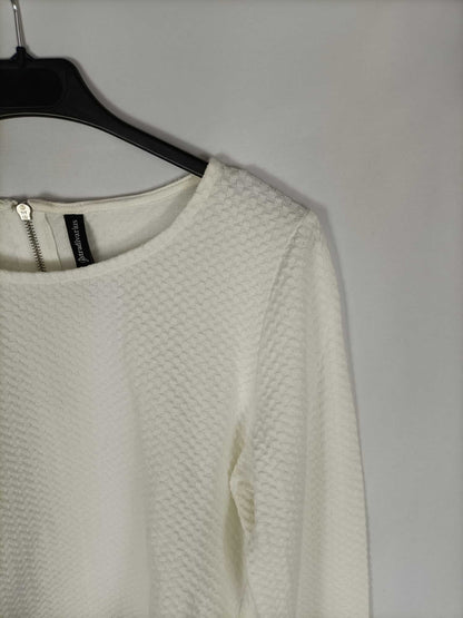STRADIVARIUS.Top punto blanco T.L