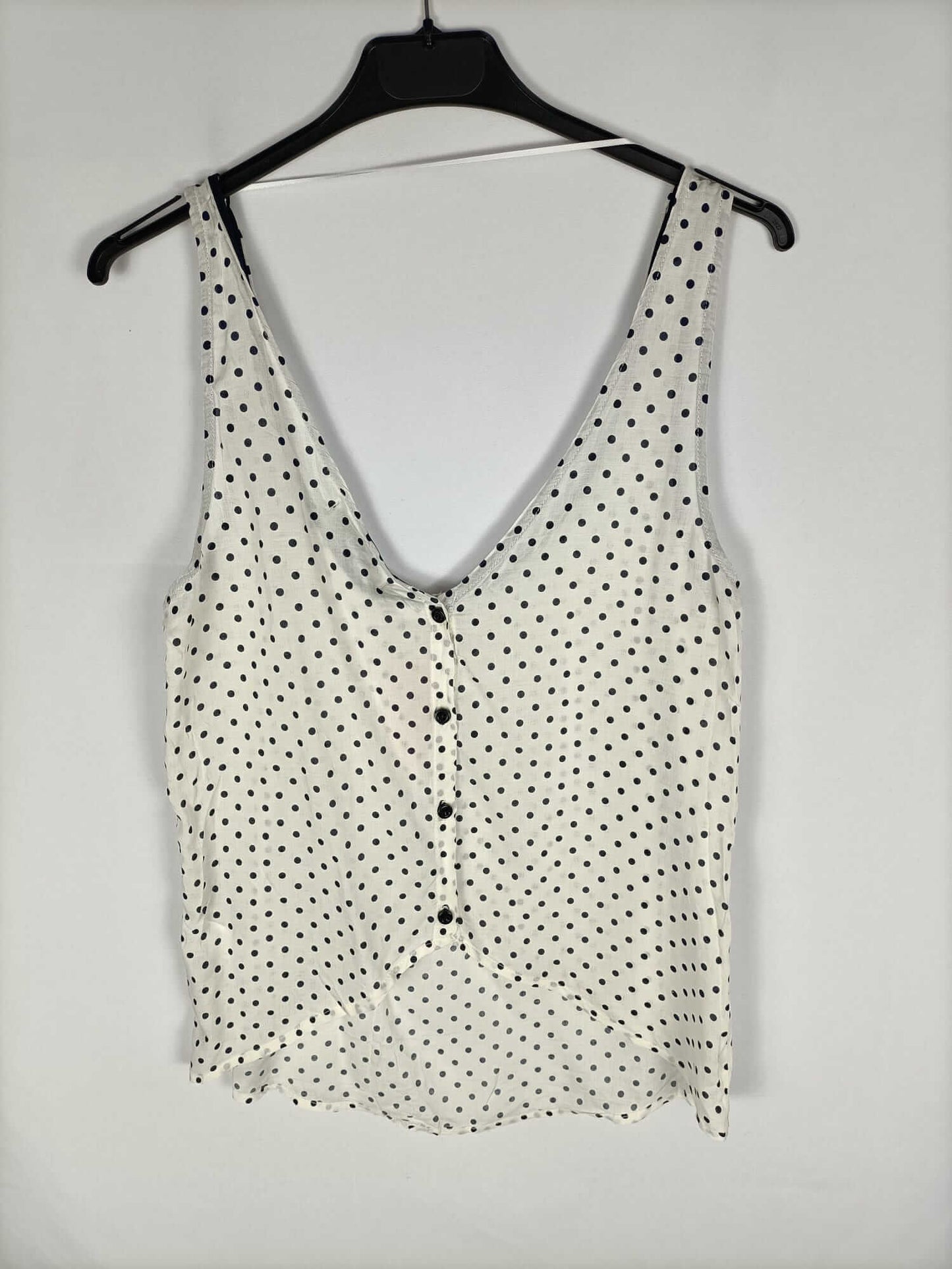 BERSHKA.Top beige lunares T.L